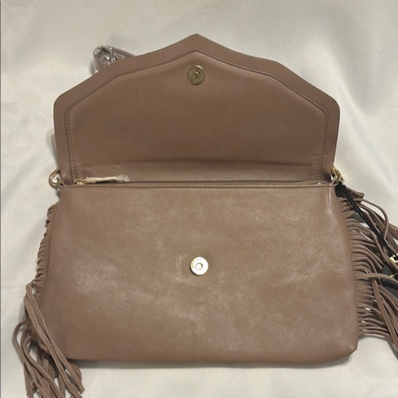 Moda Luxe “Natural Solstice” Taupe Suede & Faux-Leather Fringe Crossbody Bag NWT - Picture 5 of 7